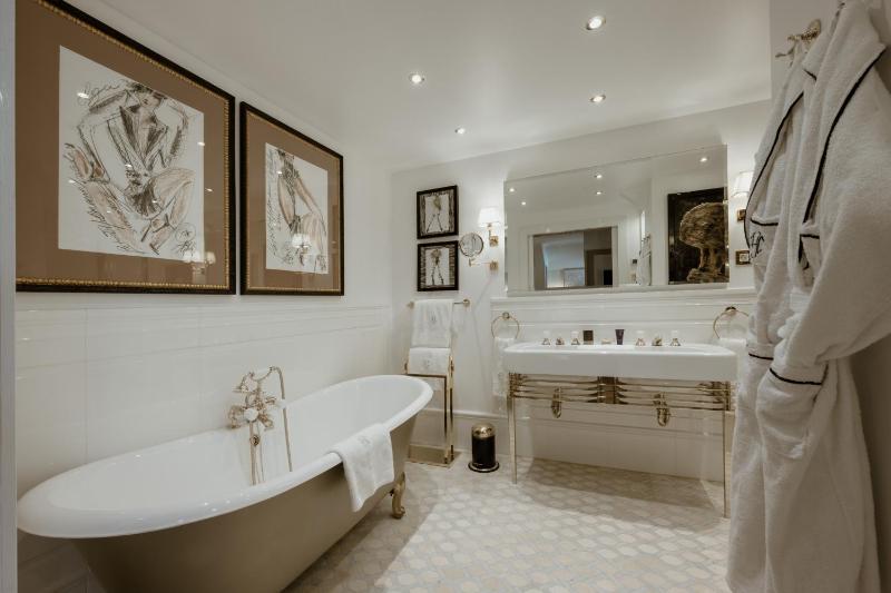 King Premium Junior Suite image 4