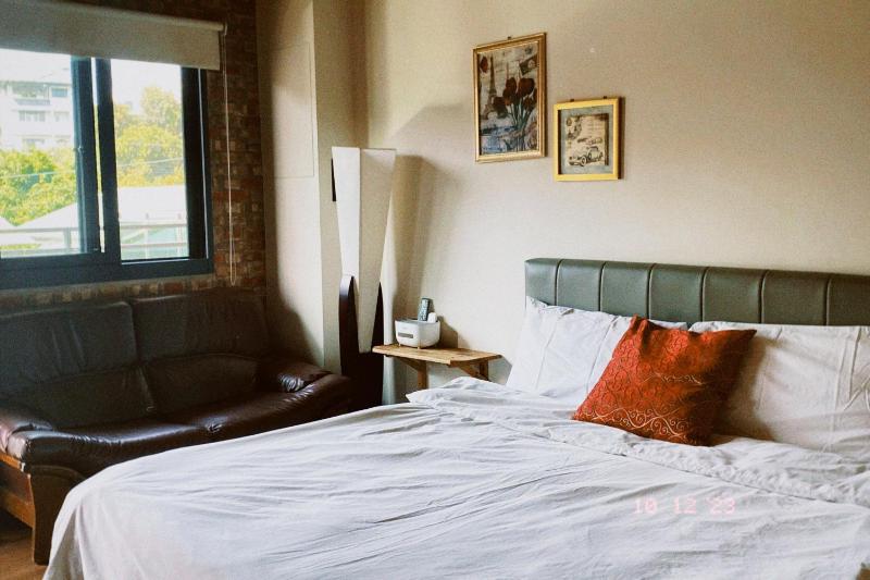 Red brick 642 B&B - image 16