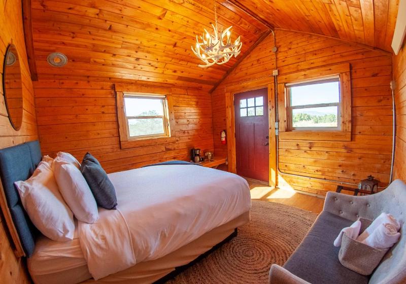 Double Room with Mountain View image 2