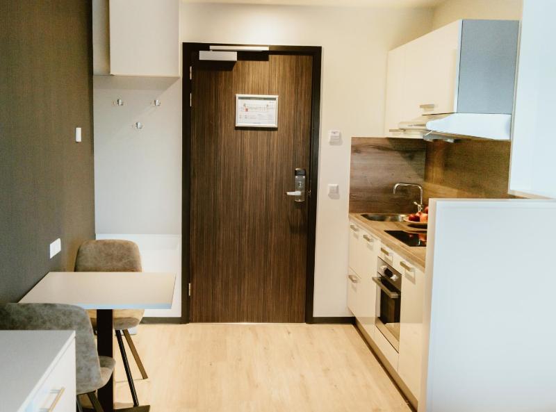 Luxury Studio with Garden View  image 3