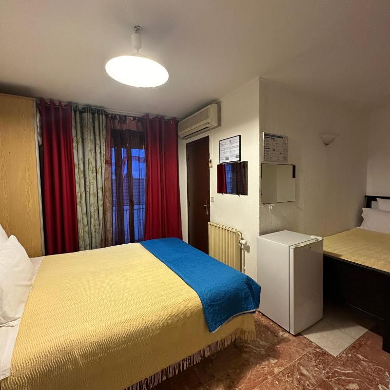 Triple Room image 4