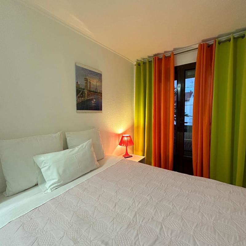 Single Room image 3