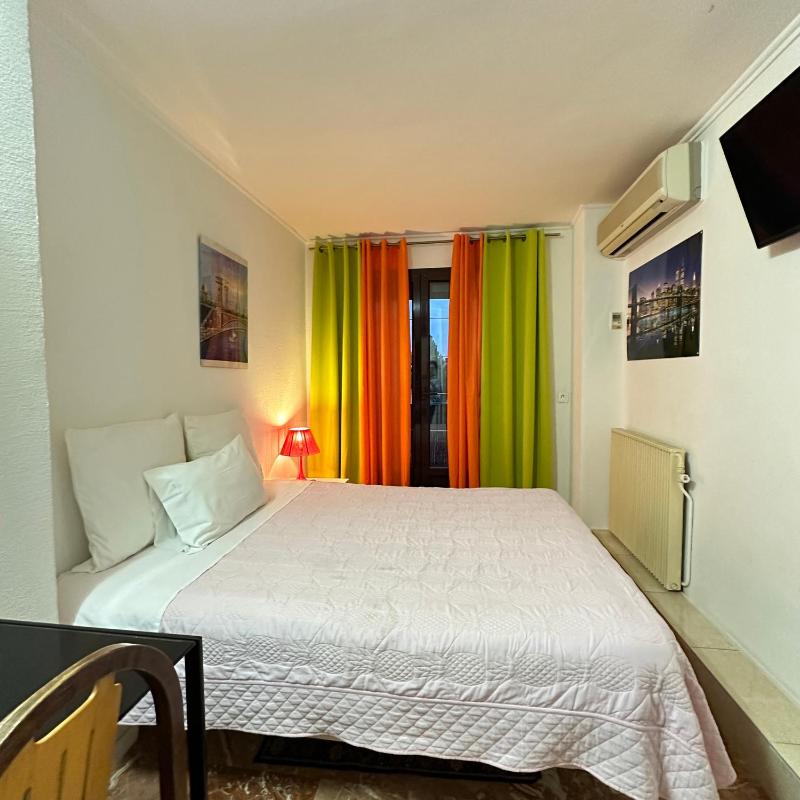 Single Room image 2