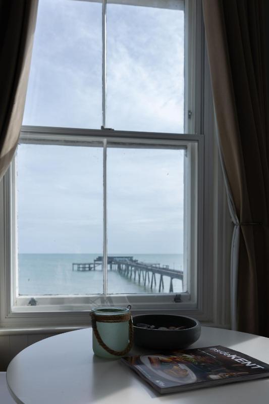 Sun-Rise Suite image 4