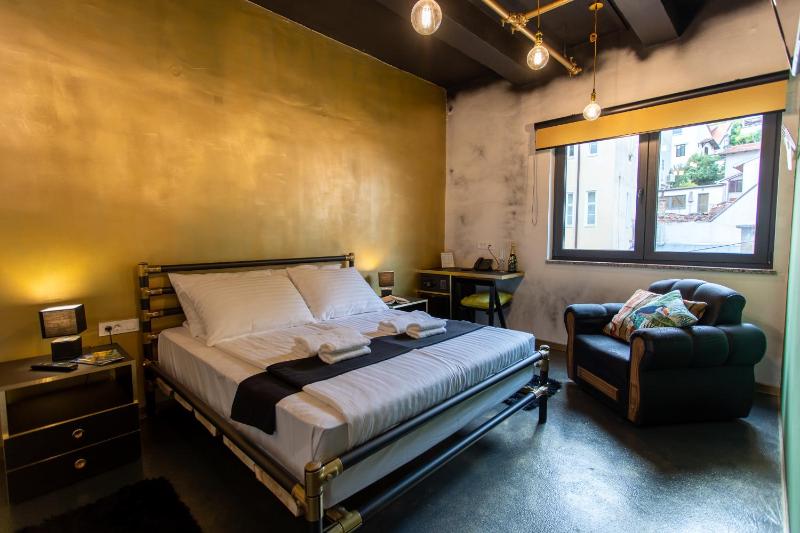 Double Room with Upper Town View image 1
