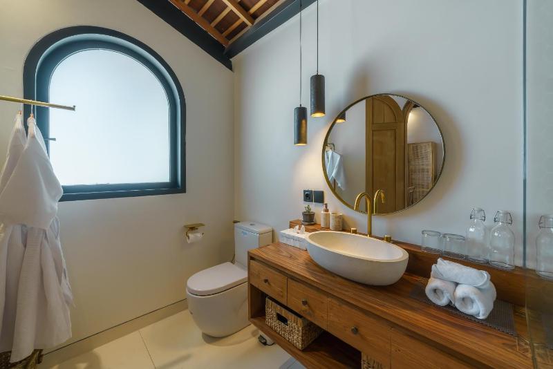 Casa Donilo - 4BR Designer Villa in Canggu - image 10