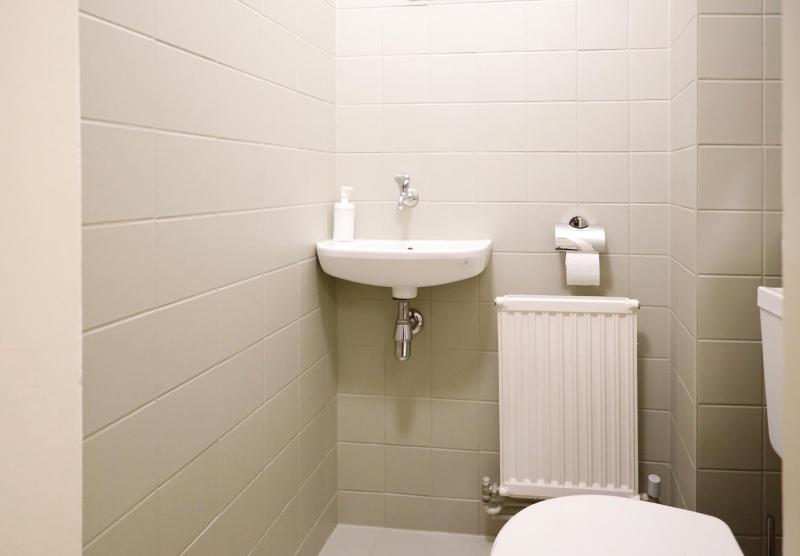 One-Bedroom Apartment image 3