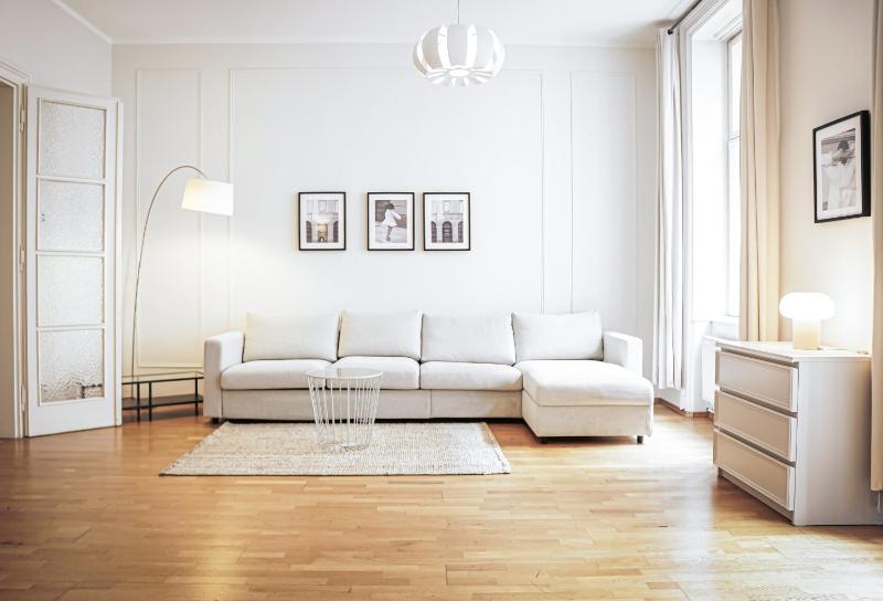 One-Bedroom Apartment image 1