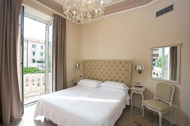 Apartment image 3