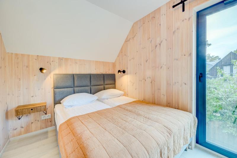 HUS - caloroczne komfortowe szeregi blisko plazy - image 48
