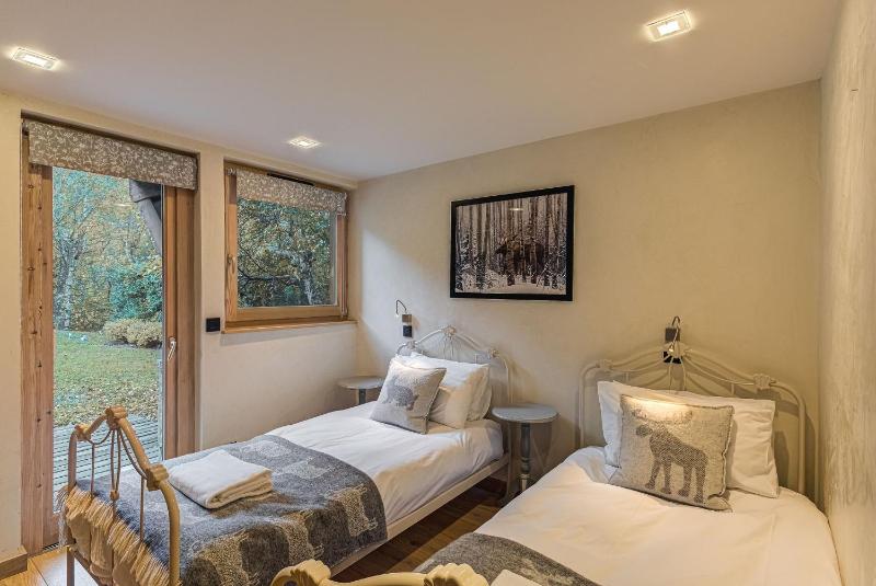 Chalet d'Olivier Alpes Agency Les Praz Chamonix Sleeps 8 - image 39