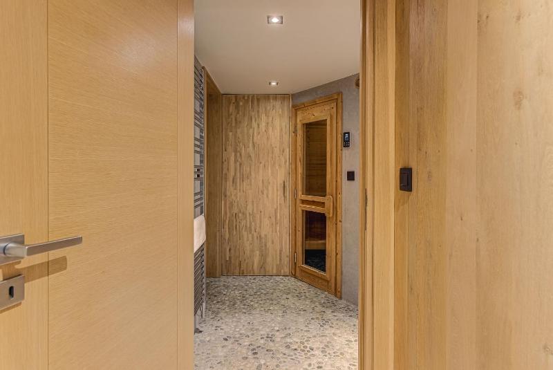 Chalet d'Olivier Alpes Agency Les Praz Chamonix Sleeps 8 - image 44