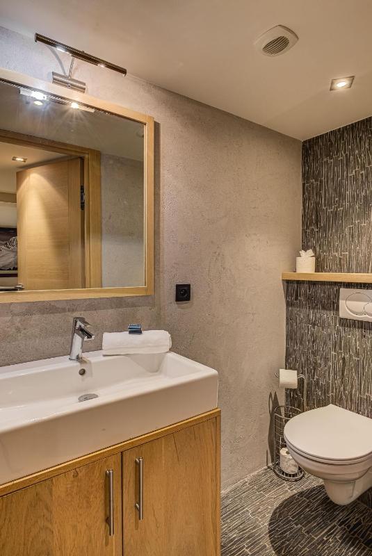 Chalet d'Olivier Alpes Agency Les Praz Chamonix Sleeps 8 - image 28