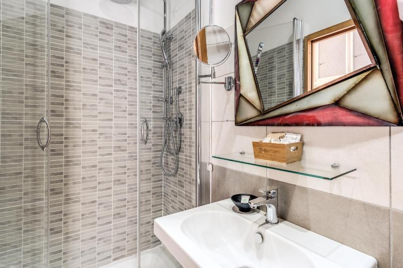 Double or Twin Room with Private External Toilet image 1