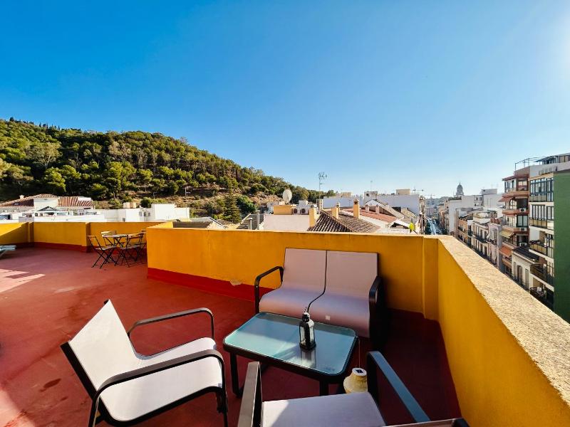 Terrace Relax Apartment. City & Beach Images