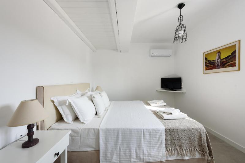 Villa Isterni Paros - image 17