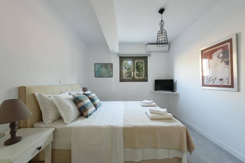Villa Isterni Paros - image 32