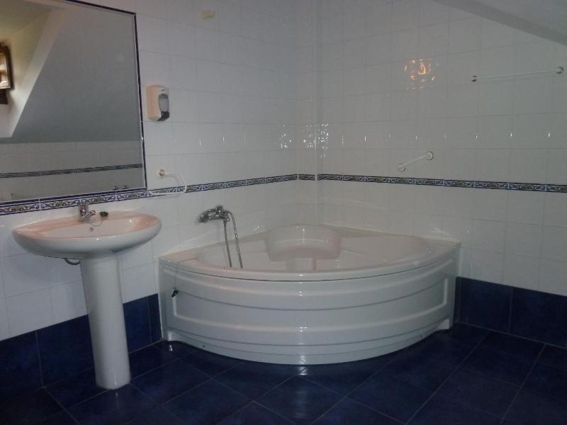 One-Bedroom Apartment (2 Adults) image 1