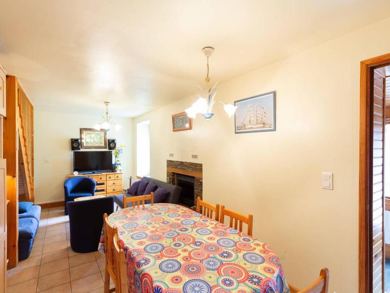 Chalet Duplex à Peyragudes – 3 Chambres, Cheminée, Terrasse, Près des Sentiers et Télécabine - FR-1-695-38 Images