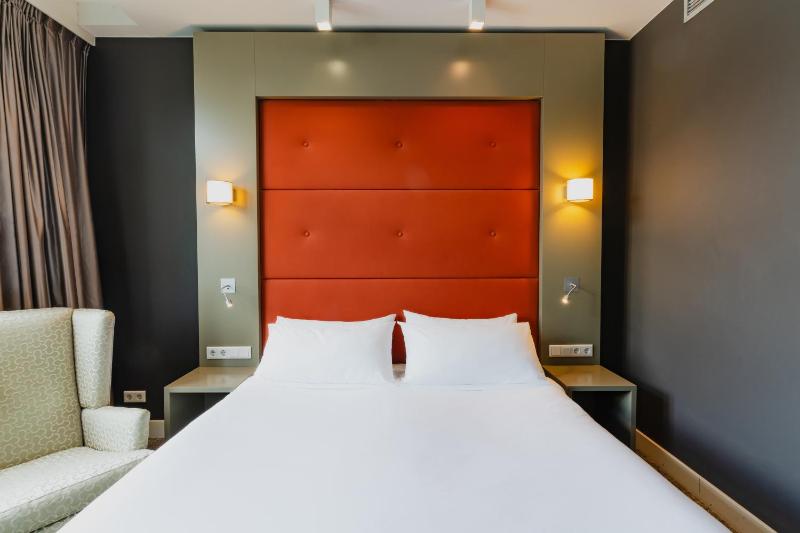 Executive Double/Twin Room image 4