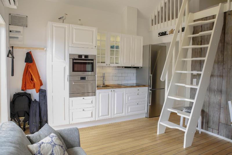 Deluxe Cottage image 3