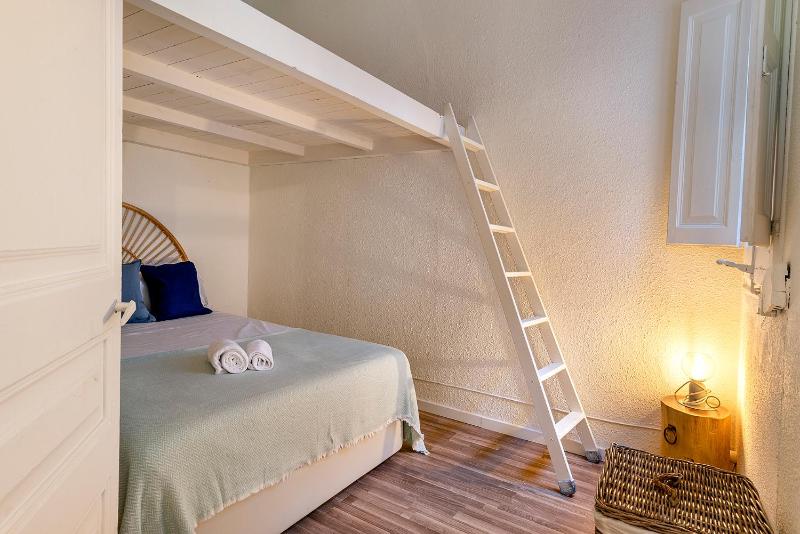 Aragó Suites - image 4