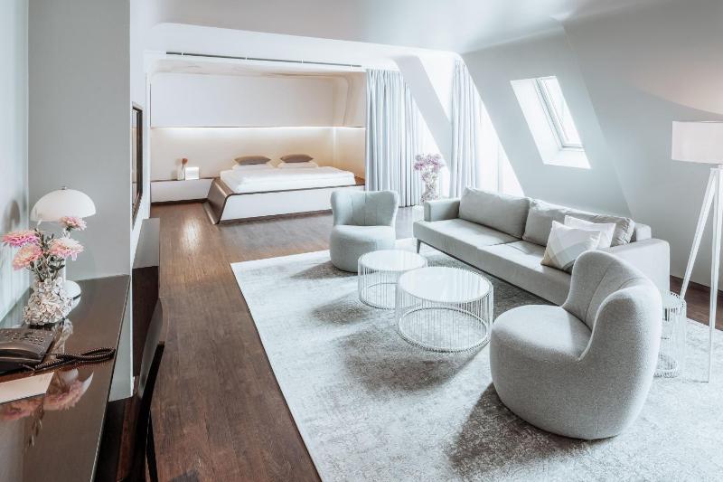 Penthouse Apartment image 3