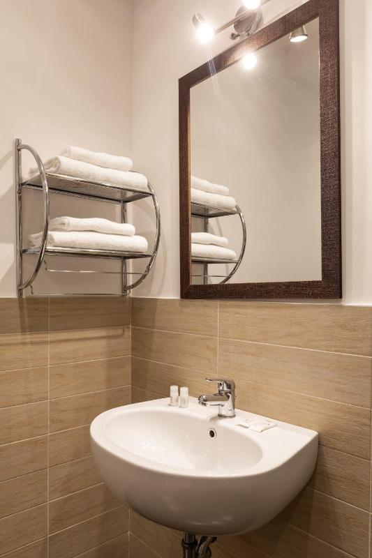 Triple Room image 3