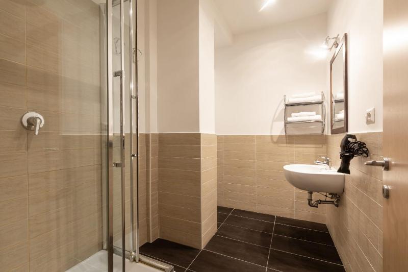 Double or Twin Room with Private External Bathroom image 2