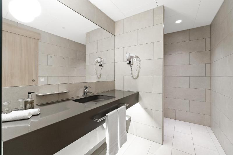Panorama Suite with - Free Spa image 4