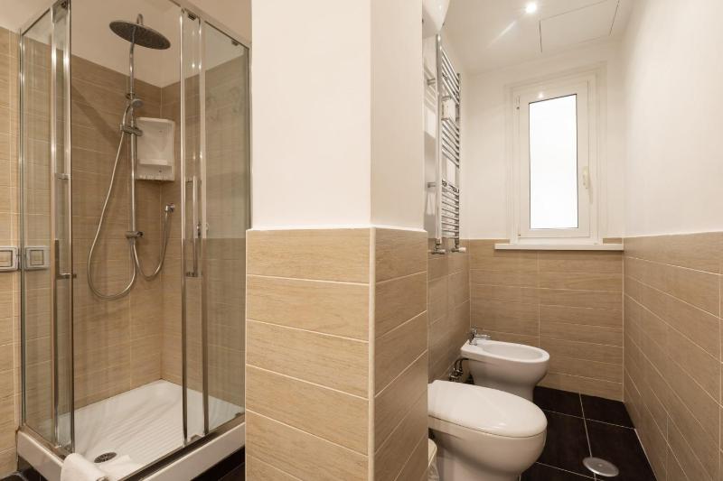 Triple Room image 2