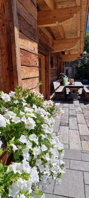 Chalet image 3