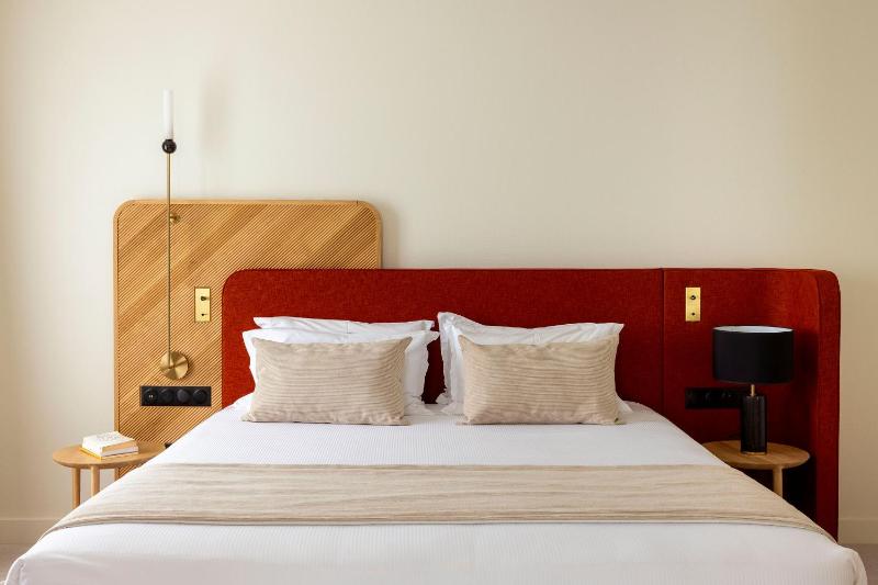 Standard Double Room image 1
