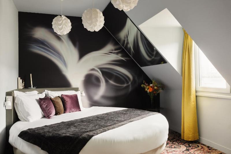 Prestige Room image 4