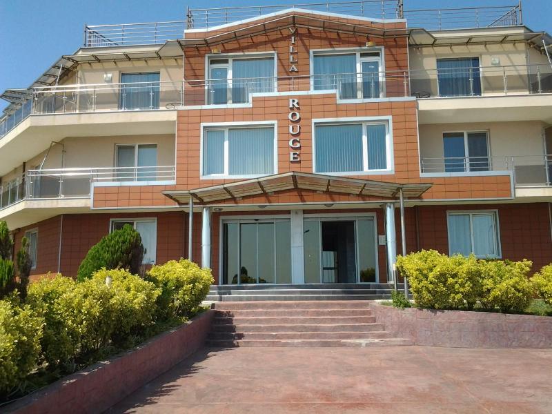 Villa Rouge - image 34