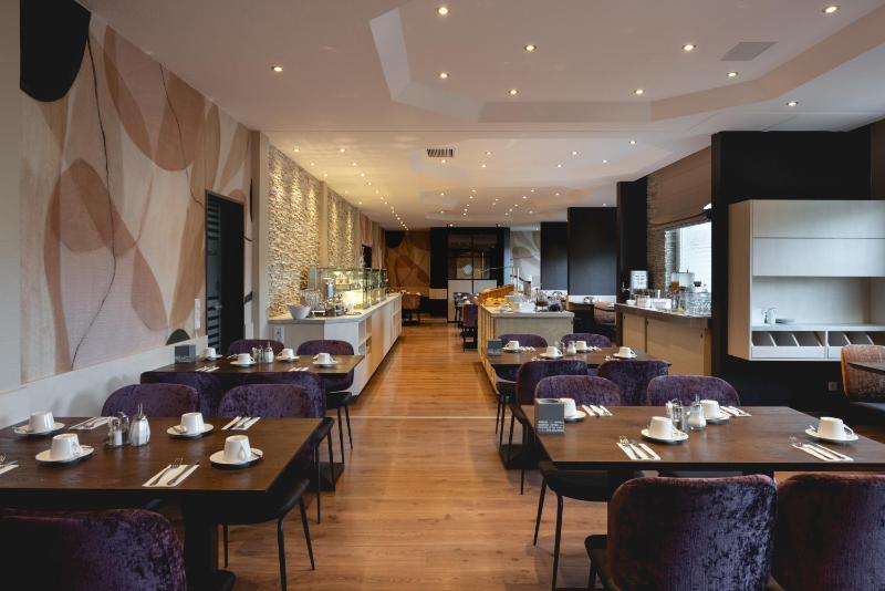 Hotel Astra - image 7