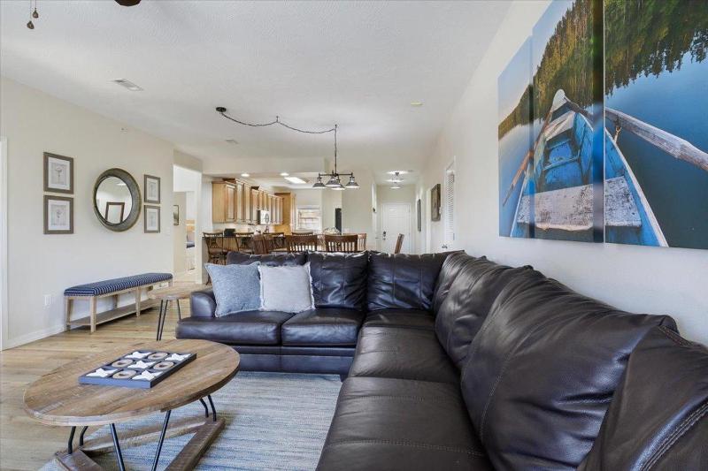 Three-Bedroom Apartment image 4