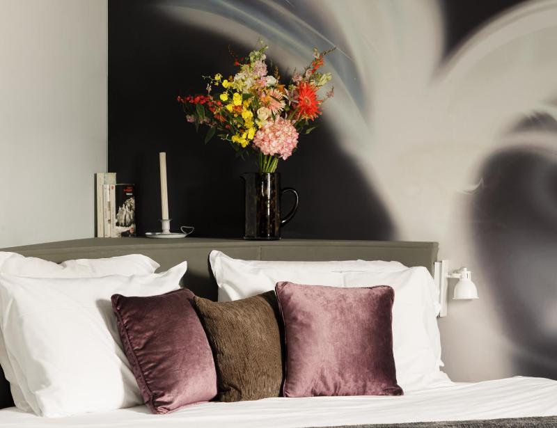 Prestige Room image 3