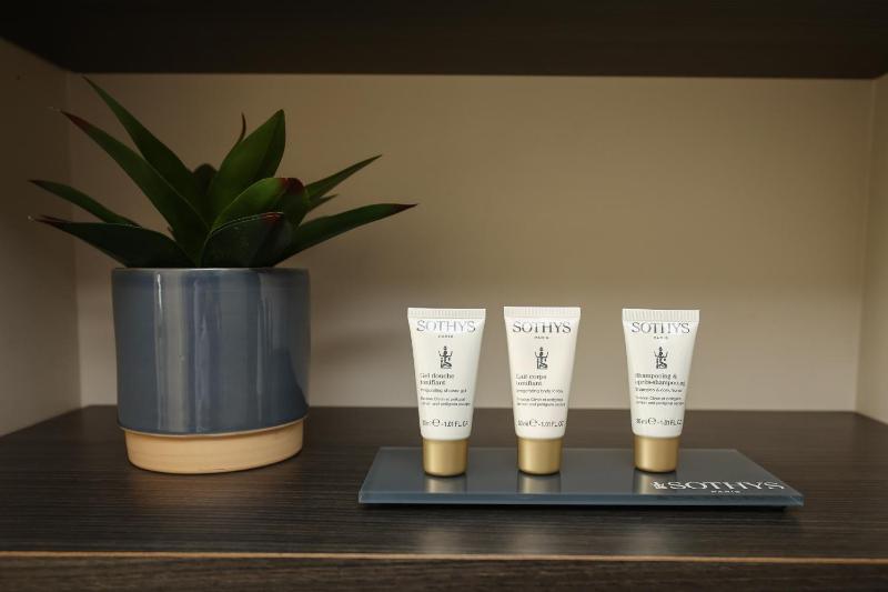 King Suite image 2