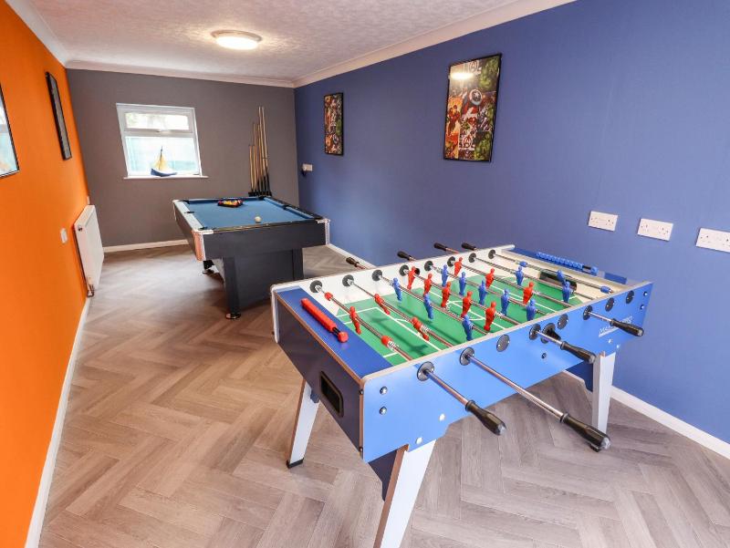 Chalfont Lodge - image 28