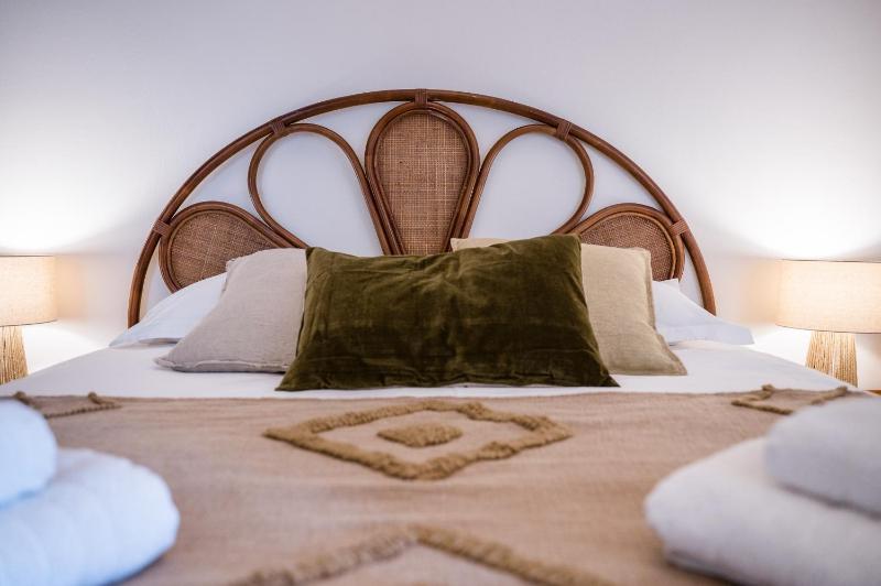 One-Bedroom Apartment image 1