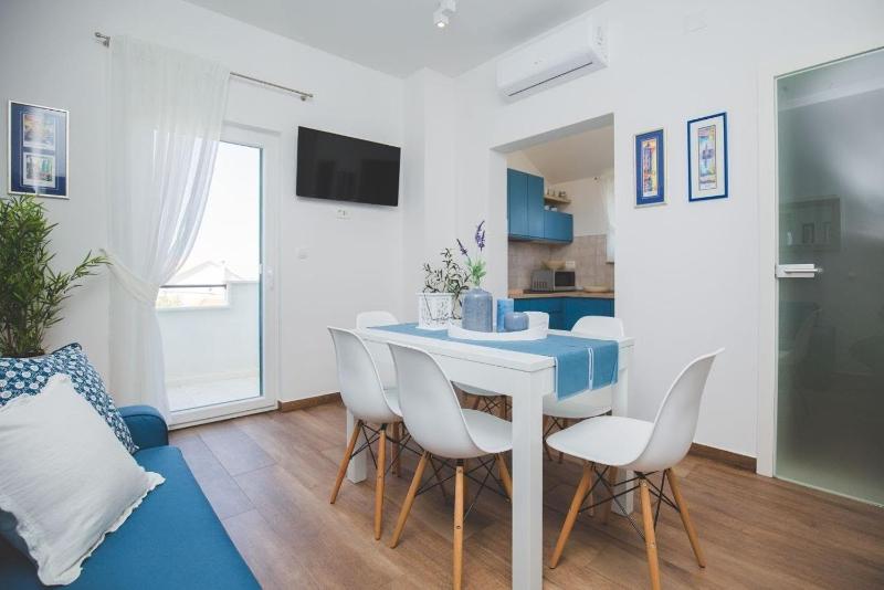 Apartments Salsa - image 42