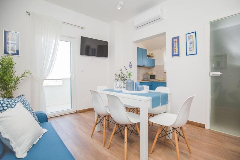 Apartments Salsa - image 32