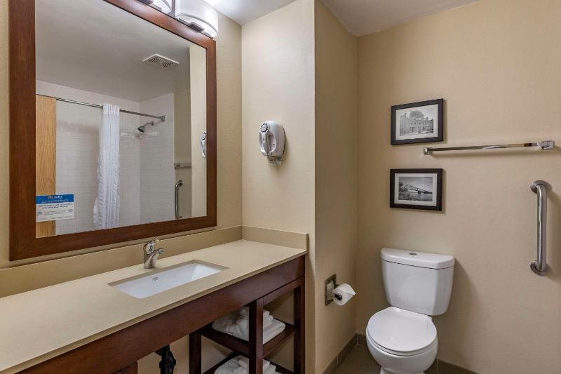 King Suite image 3