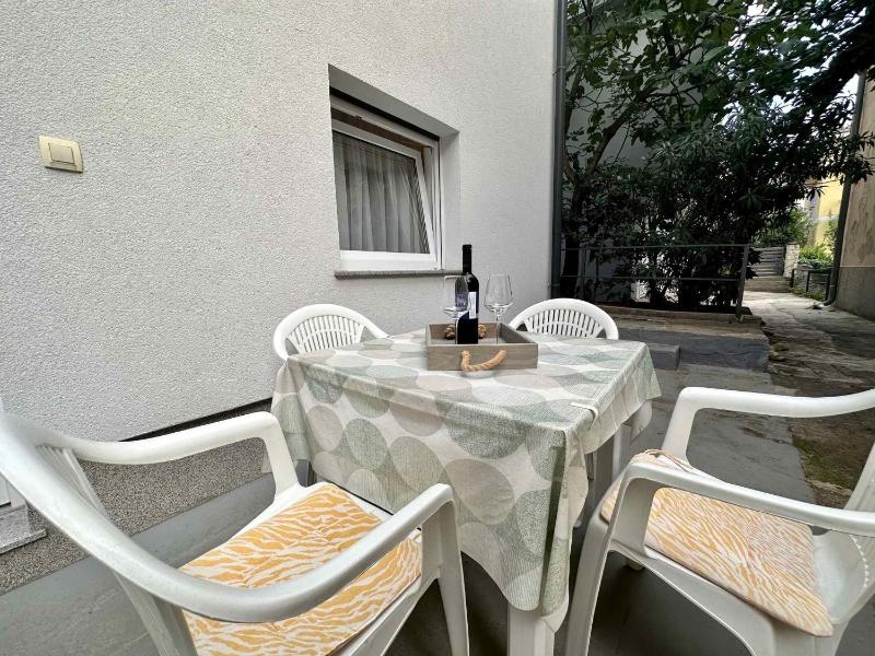Apartments in Dramalj 45738 - image 5