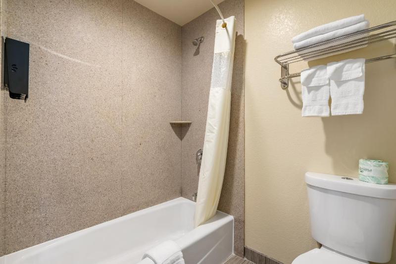 King Room image 2