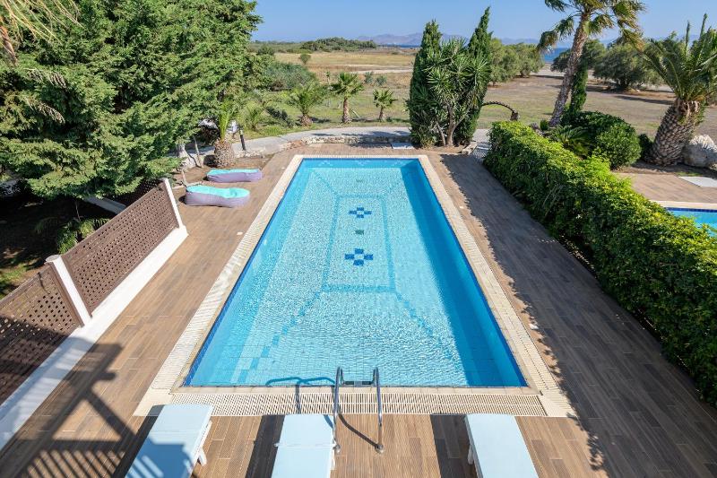 Suite with Private Pool image 3
