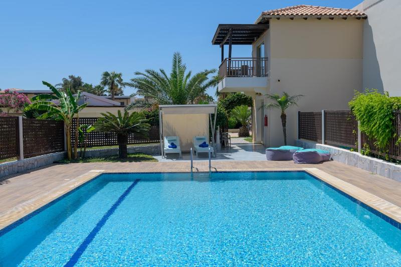 Maisonette with Private Pool image 2