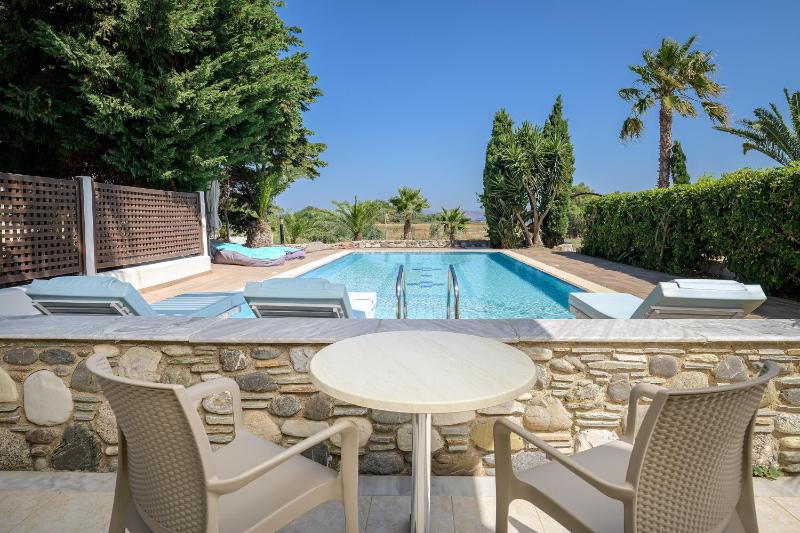 Maisonette with Private Pool image 4