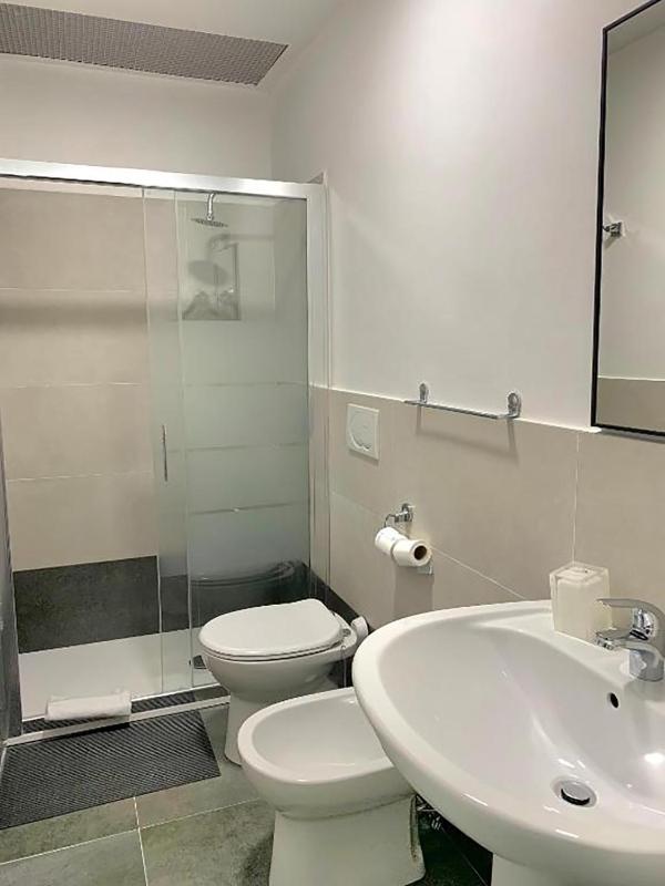 Comfort Quadruple Room image 3